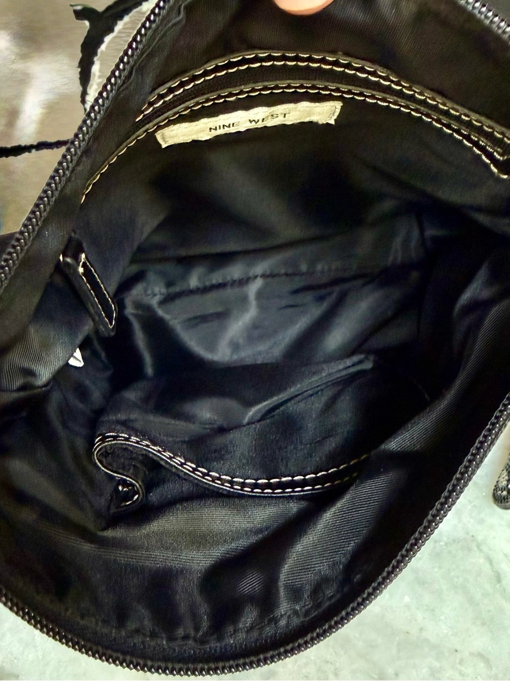 Y2K Nine West Utility Black Nylon
Crossbody Bag + Rhinestone Teddy Bear Charm 🧸 - Picture 5 of 6